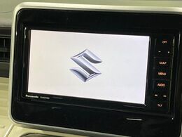 【純正ナビ】人気の純正ナビを装備。オーディオ機能も充実しており、Bluetooth接続すればお持ちのスマホやMP3プレイヤーの音楽を再生可能！毎日の運転がさらに楽しくなります！！