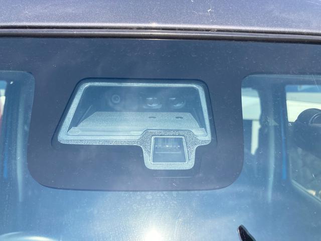【衝突被害軽減ブレーキ】前方の車両や歩行者を検知し、ブザー音や表示によって警告！衝突の可能性が高まるとブレーキ踏力をアシストしてくれますが、あくまでもサポートですので運転手の判断・操作が大事です☆