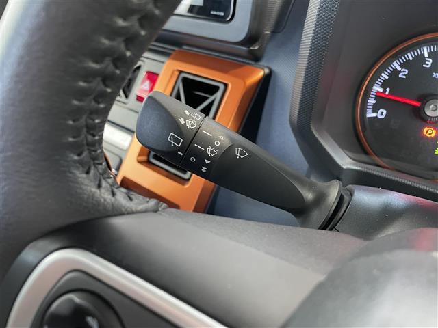 気になる車はすぐにお問い合わせください！画面右側の0066から始まる無料ダイヤルからお問い合わせ下さい！専門スタッフがお車のご質問にお答えいたします！