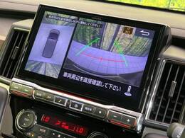 【マルチアラウンドモニター】専用のカメラにより、上から見下ろしたような視点で360度クルマの周囲を確認することができます☆縦列駐車や幅寄せ時に活躍してくれます♪