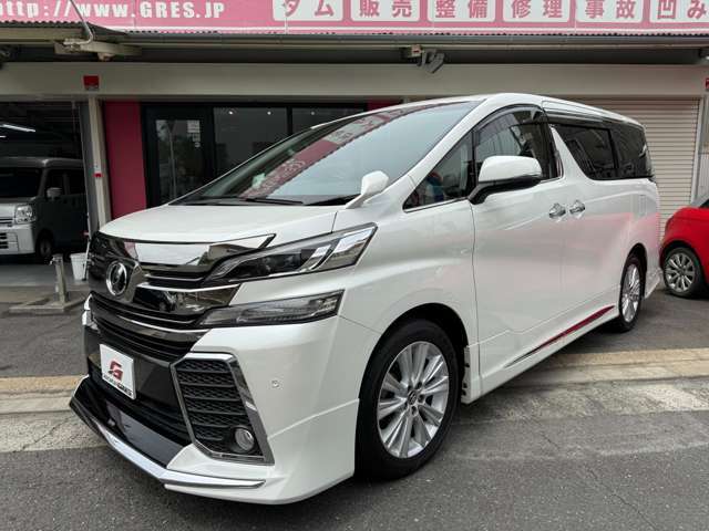 全車納車前には、自社陸運局認証の整備工場にて自動車整備士資格者による納車前点検整備を致しますので安心！！商談スペースございます☆お見積だけでも大歓迎♪