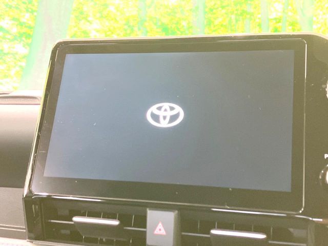 【ディスプレイオーディオ】お持ちのスマホやMP3プレイヤーとの無線接続で音楽再生が可能！コードで繋ぐわずらわしさも無く、手軽にお気に入りの音楽を楽しめます。