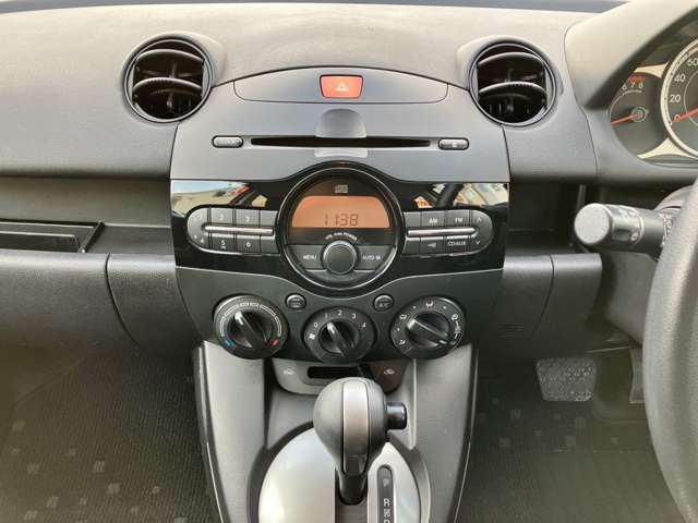 内装画像：目立つ汚れやキズも少なく綺麗な内装です！！