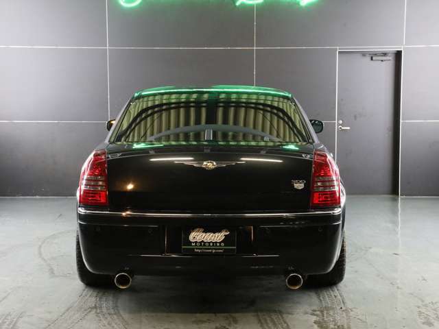 5.7HEMI/carrozzeriaメモリ-ナビ/FEDAR USグリル/ロ-ダウンスプリング/シートヒ-タ-/ETC/22AW/クルコン/ETC装備★