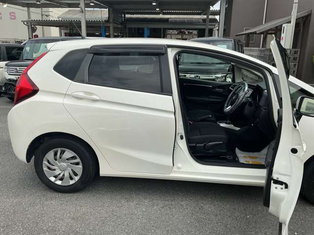 運転席開口部！！