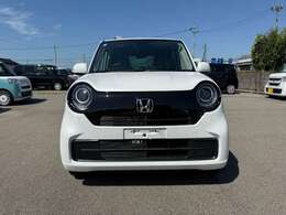 在庫数は約800台！！ 年間販売台数は約4000台！！ 大量販売・大量仕入で1台あたりのコストを削減しています！！