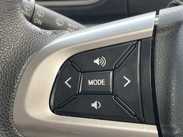 シシドモータースの本社工場には、板金工場も併設しております。職人があなたのお車を元通りに致します！