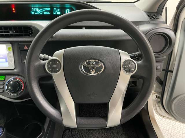運転席周りに大きな傷、汚れ、へたりなどなく良質な状態です！