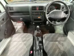 グループ総在庫数約30，000台！！全国の系列店からメーカー・車種問わずご紹介出来るので、あなたにピッタリのお車が見つかるはずです♪まずはお問い合わせ下さい☆