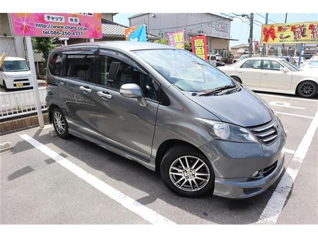i-VTEC！7人乗り！左パワースライドドア！HID！ドラレコ！純正アルミ！ナビ！フルセグ！バックカメラ！ブルーツース！エアロパーツ！純正アルミ！タイヤ6分山！豪華な装備！嬉しい！車検残！お買い得！