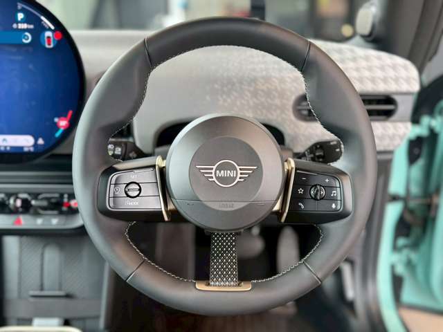 ミニ ミニ クーパーS 3ドア DCT 2024年 0.4万キロ (福岡県