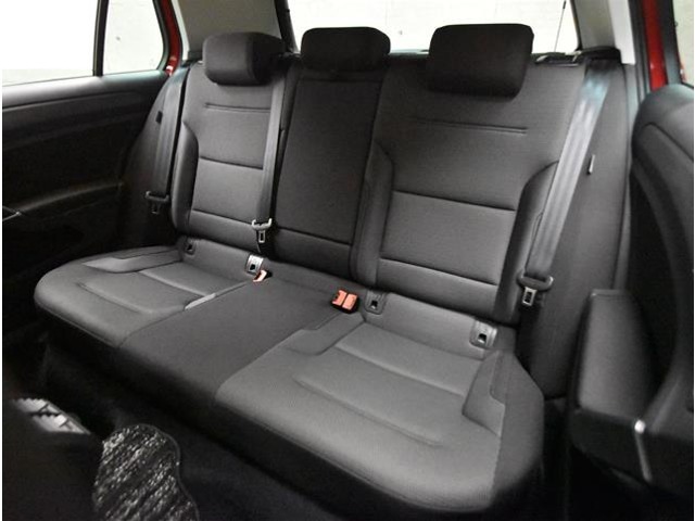 ルームクリーニング済み！車内には気になる匂いもありません。