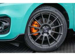 ポルシェミントグリーン全塗装/ダウンサスZSS/エンケイホイールPF03/ゲートスポイラー/キャリパー塗装/8インチナビ/タイヤ/新品/後期/車検整備付/カラー22Rです★