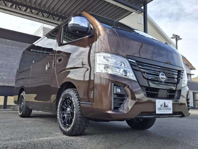 4WD/寒冷地仕様/BIG-Xナビ/全方位カメラ/デジタルミラー/Aftermarketアルミ/パワースライドドア/ベッドキット/LEDヘッドライト/スマートキー/コーナーセンサー/サイドバイザー/シートヒーター