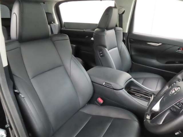 長時間座っても疲れにくいシートです。