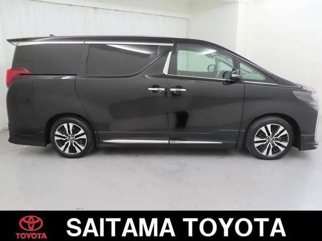 トヨタの「ロングラン保証」付き。メ-カ-を問わず、走行距離無制限、埼玉トヨタで中古車をお買い上げいただいたお客様に安心で快適なカ-ライフをお約束する1年間の保証です。有料で延長もできます。