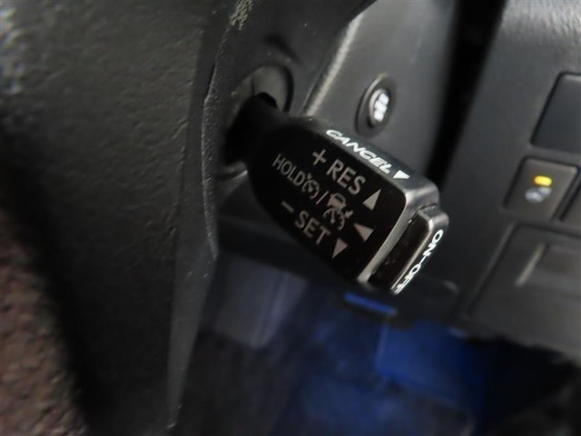 クルーズコントロールを装備しております。