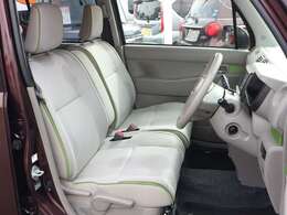 価格は高いより安い方がいいけど、安ければいいって事でも無いし..　と言った多くのお客様の声にお応えする為に、保証やアフターを充実させたうえで、可能な限りの安さを提供する、それが私共チャンスの思いです。