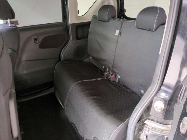 【新車も取り扱っております！】弊社は中古車だけではなく各メーカーの新車も取り扱っております。新車か中古車か悩まれるお客様も非常に多い中、弊社がお客様にとってより良いカーライフをご提案させて頂きます。