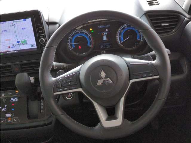 【パーツ販売、取付もOK！】モーターネットは新品、中古パーツ等の車用品販売も行っております。さらに卸業者やショッピングサイトでの購入サービスも行っておりますので、パーツ等の事もお気軽にご相談下さい！