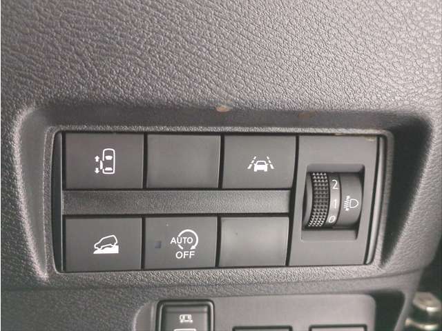 【自動車保険代理店！】弊社は『あいおいニッセイ同和損保』の自動車保険代理店です。自動車販売だけではなく、事故対応ノウハウを生かして皆様のカーライフに合わせた保険を提案させて頂きます。