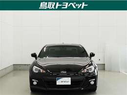 また、お車にあまり詳しくない方でも気軽に立ち寄って頂けるお店作りを目指しています。中古車選びに不安があるという多くのお客様の声に応えるべく『親切・丁寧・明瞭』をキーワードにしっかりサポート致します。