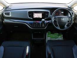 すっきりとしたオデッセイらしいデザインのダッシュ回り！フロントビューの視認性もよく運転しやすいと思います★