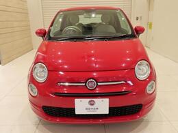 微笑んでいるような愛嬌のあるフロントマスク