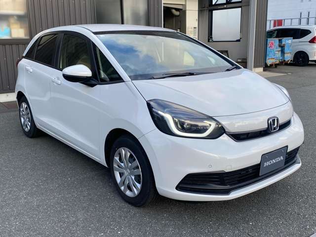 展示車には、AIS発行の《車両状態証明書》を付けております。修復歴の有無、また車両状態図を見ながら実車にてご確認をしながら、安心してご購入ができます。