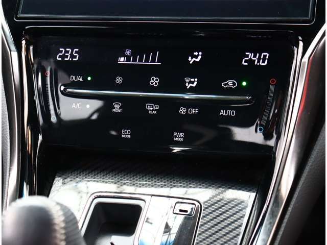 リバーサイドでは、全車試乗可能ですので各お客様、ご納得行くまでご検討中のお車とのフィーリングを確認できます。