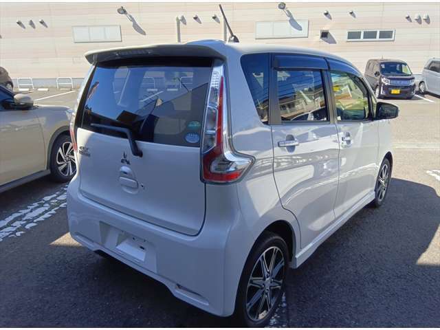 各メーカーの軽自動車をじっくり比較できるのも当店のポイントです！