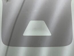 【アラウンドビューモニター】専用のカメラにより、上から見下ろしたような視点で360度クルマの周囲を確認することができます☆死角部分も確認しやすく、狭い場所での切り返しや駐車もスムーズに行えます。