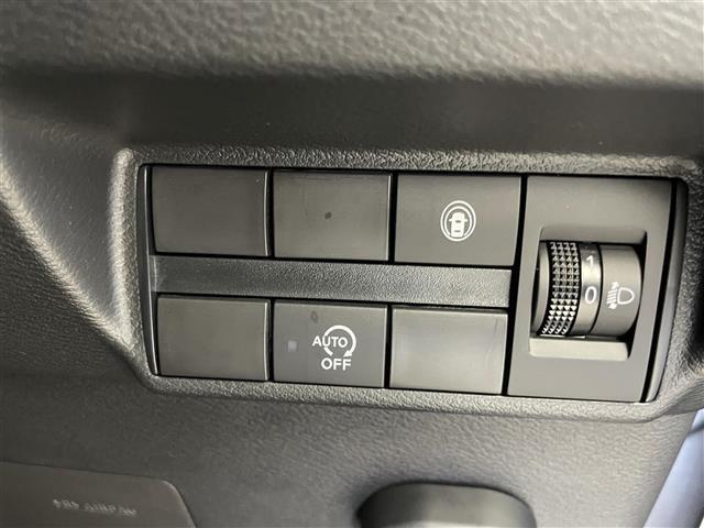 【運転席操作部】快適なドライブを楽しむための機能が装備されています！運転席から触れるので、使いやすいです！除菌プランいれていただくと、さらに清潔で安心していただけます！