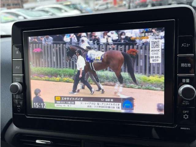 【カーナビゲーション】大変便利なナビ付。多彩な機能がございますのでご不明な点などございましたらお問い合わせくださいませ。