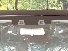 【スズキ　セーフティサポート】走行中に前方の車両等を認識し、衝突しそうな時は警報とブレーキで衝突回避と被害軽減をアシスト。より安全にドライブをお楽しみいただけます。