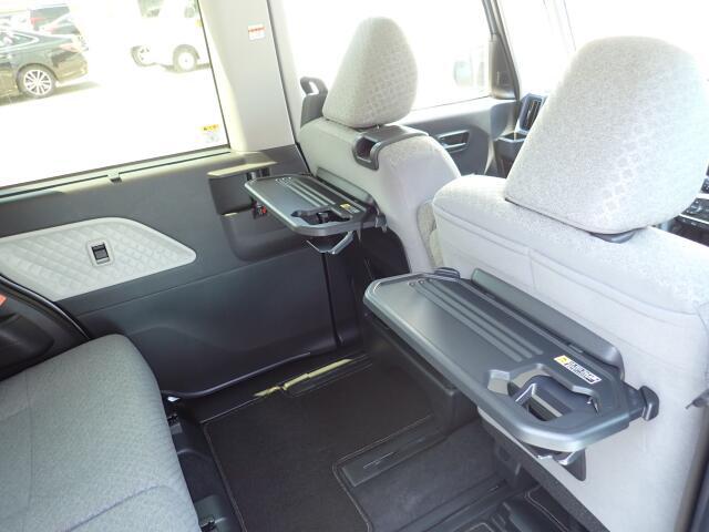 オリックス認定中古車は御納車前に全車12または24ヶ月月点検を実施しオイル、エレメント、全ワイパーゴム、エアコンフィルターは無条件で新品に交換致します。安心の充実整備です。