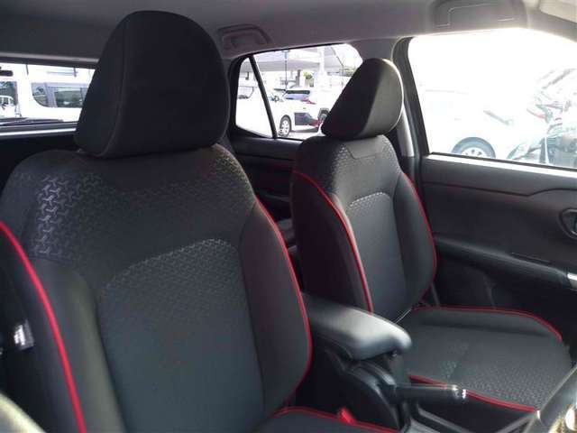 シートヒーターがついているので、寒い日でもポッカポカ快適です