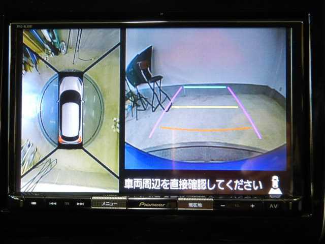 店頭には人気のフリードリンクもご用意してます！女性スタッフも多数在籍してますので、女性の方一人でもお気軽にご来店下さい！