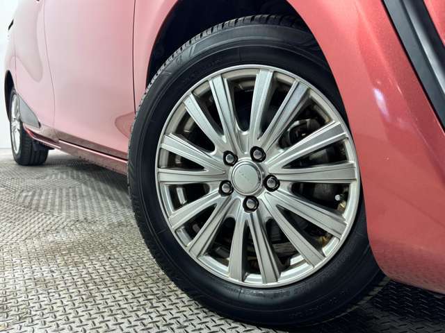 【社外15インチアルミホイール】　＊＊スタッドレスの取り付けも扱っています。＊＊