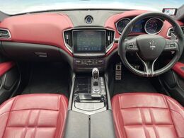 輸入車グループ総在庫数約2，000台！全国の系列店からメーカー・車種問わずご紹介出来るので、あなたにピッタリのお車が見つかるはずです♪まずはお問い合わせ下さい☆