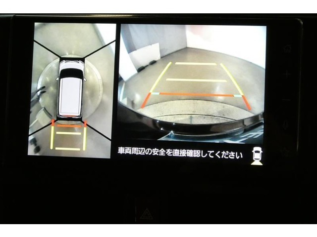 バックギアに入れて頂きますと、この様に後方が映し出されます！最終の確認はご自分の目と耳で必ず行ってください！安全第一で♪