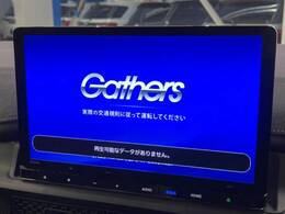 【純正11.4型ナビ】人気の純正ナビを装備しております。ナビの使いやすさはもちろん、オーディオ機能も充実！キャンプや旅行はもちろん、通勤や買い物など普段のドライブも楽しくなるはず♪