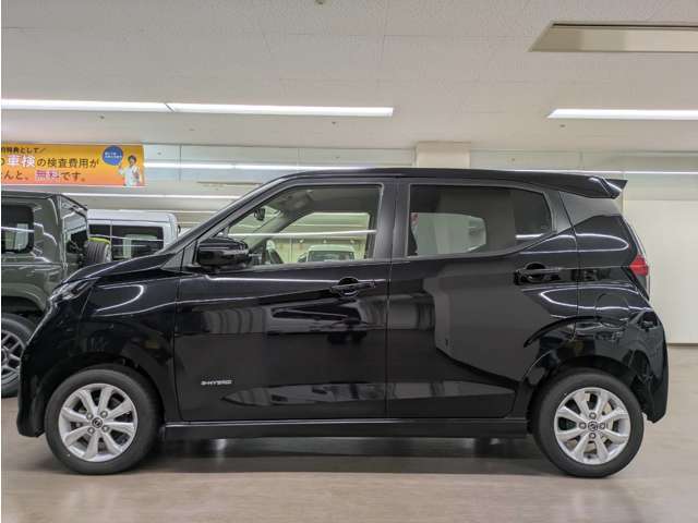 アフターサービスも安心！！ 自社整備工場・自社鈑金工場・積載車を完備しておりますので、お客様のご購入後も手厚くサポートいたします！！