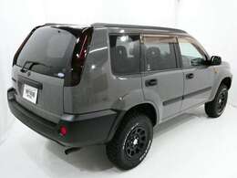 フロアマット・シートカバー・オーディオ交換等内装をリメイクできるオプションも豊富です。