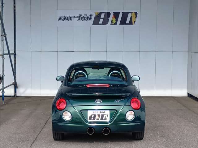 自社整備工場完備！！熟練の技術を持った整備専門スタッフ在中！！ご購入後の整備等につきましてもご安心下さいませ。専任整備士が丁寧にご対応させていただきます。