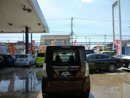 純正プライバシーガラス装着車輌です。内装の色あせ軽減　エアコンの効き向上などに効果ありますよ