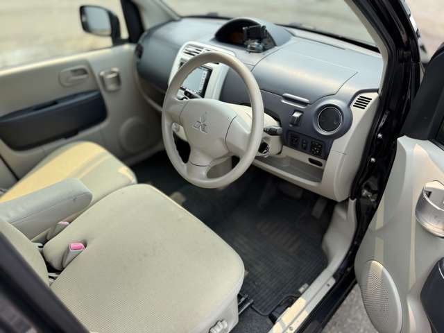室内、外装、も納車時にはピカピカにできる限り新車に近づくように努力致します