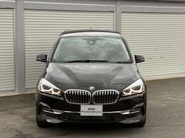 BMWの特徴的なキドニーグリルです。