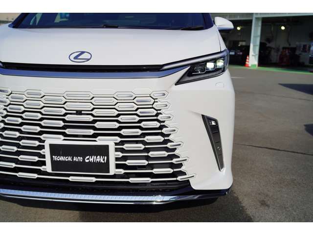 ★ヒルスタートアシストコントロール★ドライブスタートコントロール★車両接近通報装置★ドライブモードセレクトスイッチ★ステップ照明★ドライブレコーダー★アクティブノイズコントロール