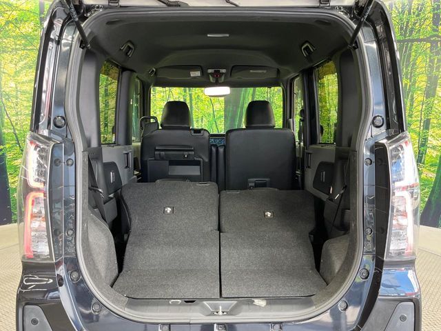 普段のお買い物や通勤、送迎等に十分な荷室スペースを確保しております。セカンドシートを倒すと、大きな荷物の積載も可能です♪